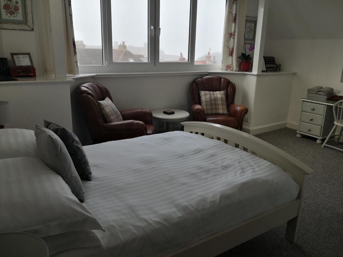Sunset Guest House Хънстантън Екстериор снимка